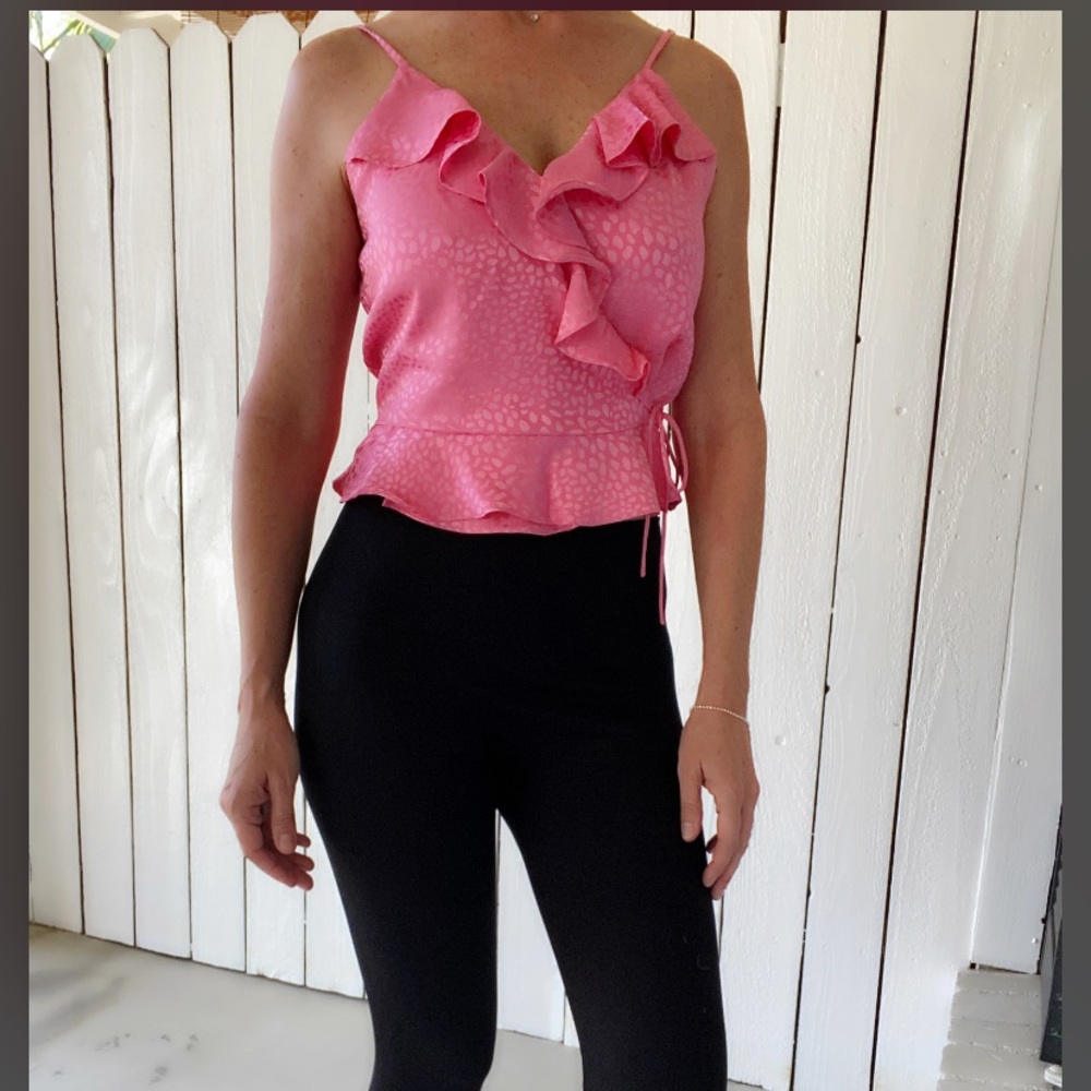 Pink ruffled tank NWOT